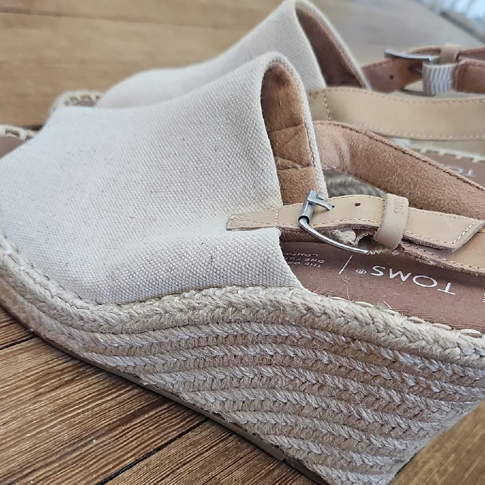 Toms Cream Espadrilles, Monica Wedge Sandal - Picture 4 of 9